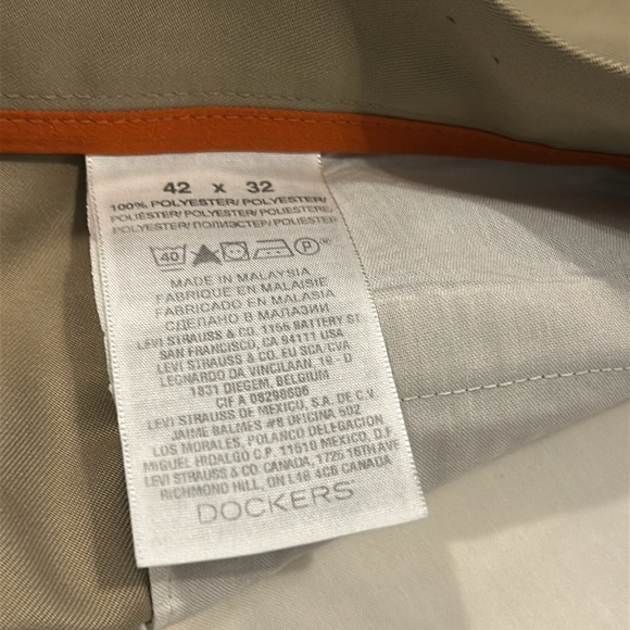 Dockers Men's Tan Straight Fit Pants - Picture 7 of 9